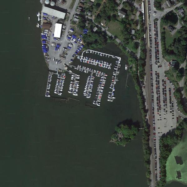 White's Hudson River Marina