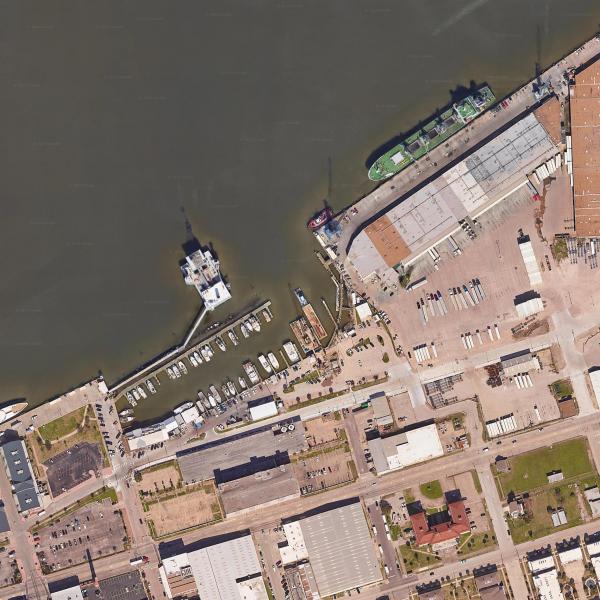 Galveston Party Boats at Pier 19 Fuels