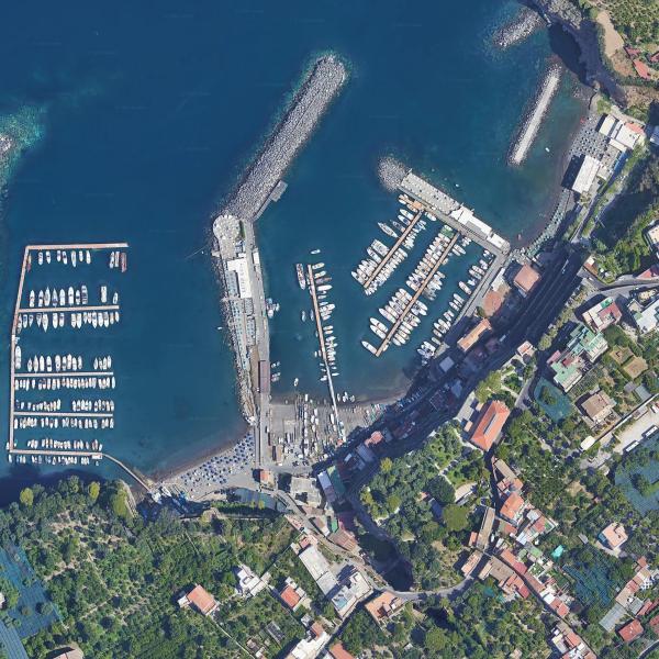 Marina di Cassano- La Carena SRL