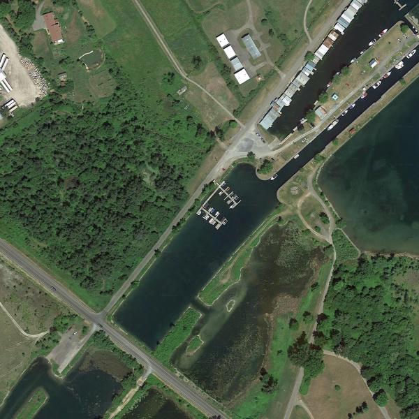 Galop Canal Iroquois Landing Marina
